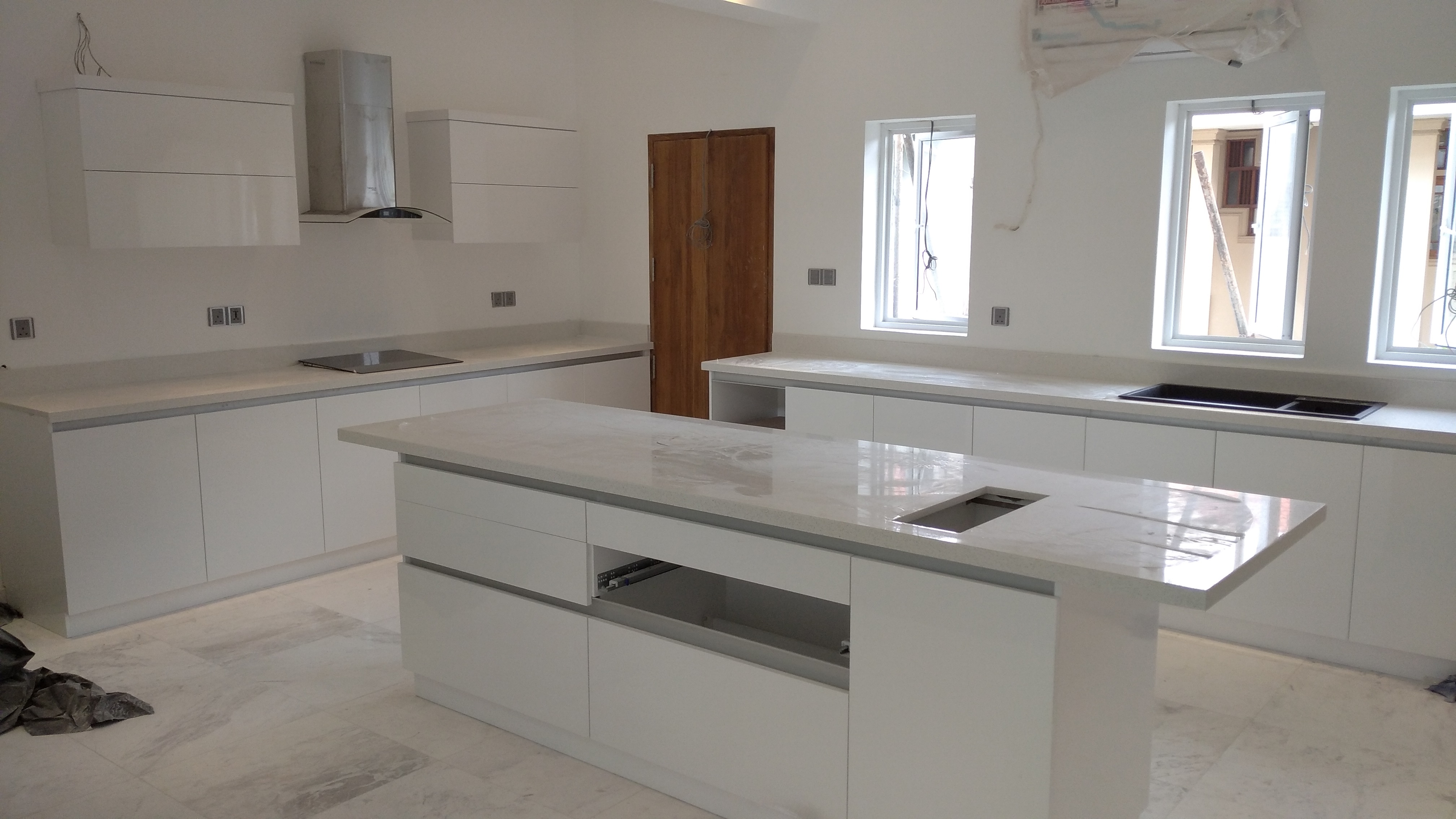 Quartz Pantry Tops